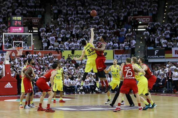 键胜利告终 键胜利告终